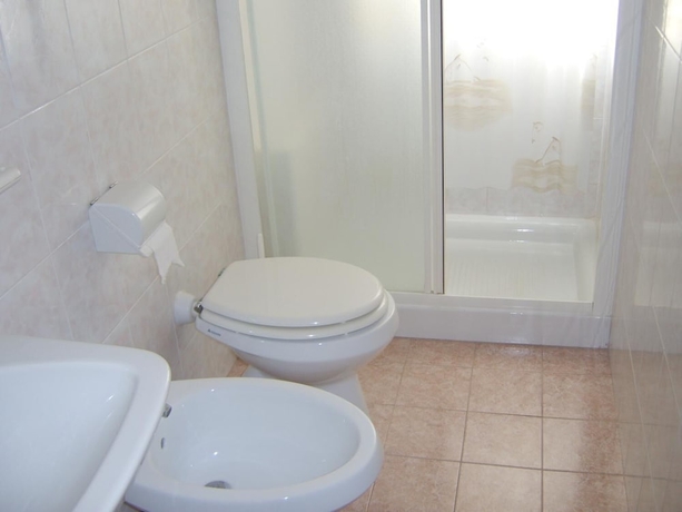 Imagen de la habitación del Hotel Nuova Doel. Foto 15