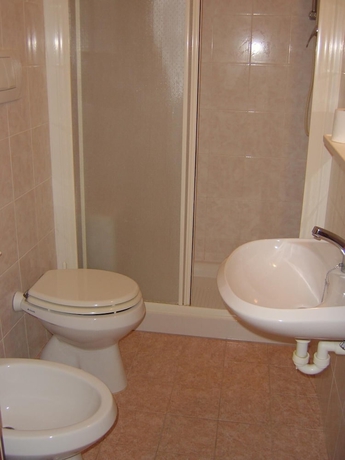Imagen de la habitación del Hotel Nuova Doel. Foto 16