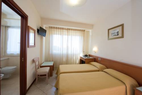 Imagen de la habitación del Hotel Nuova Sabrina. Foto 7
