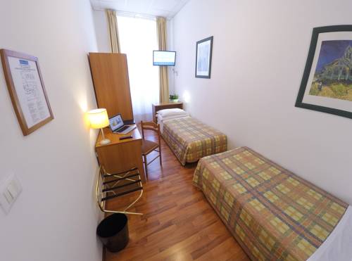 Imagen de la habitación del Hotel Nuovo Albergo Centro. Foto 11