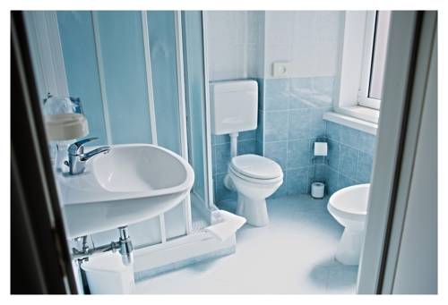 Imagen de la habitación del Hotel Nuovo Albergo Centro. Foto 15