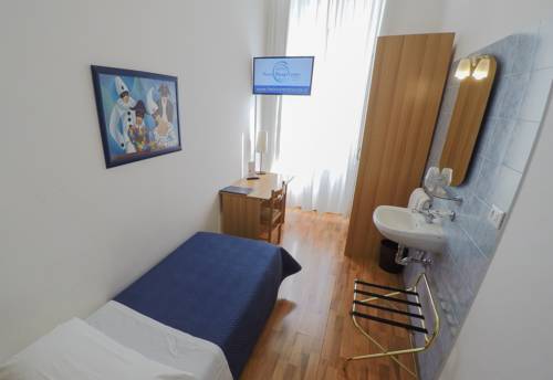 Imagen de la habitación del Hotel Nuovo Albergo Centro. Foto 16