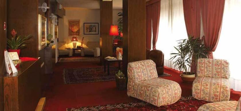Imagen del bar/restaurante del Hotel Nuovo De Cesero. Foto 4