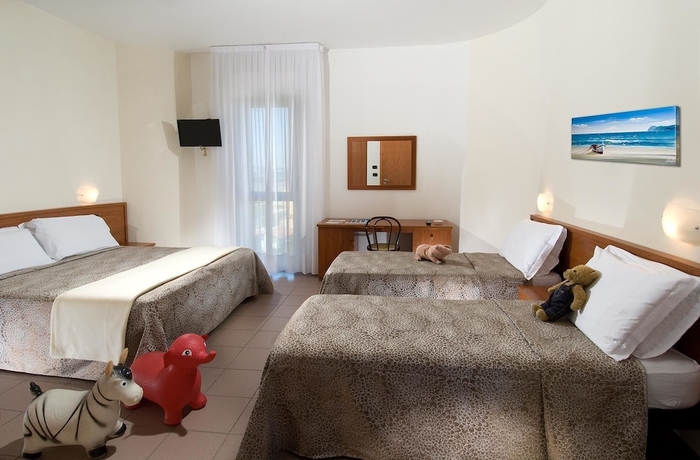 Imagen de la habitación del Hotel Nuovo Diana. Foto 7