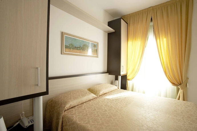 Imagen de la habitación del Hotel Nuovo Metrò. Foto 12