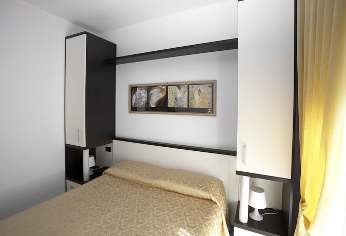 Imagen de la habitación del Hotel Nuovo Metrò. Foto 15