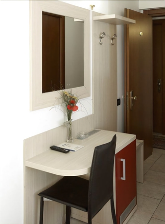 Imagen de la habitación del Hotel Nuovo Metrò. Foto 17