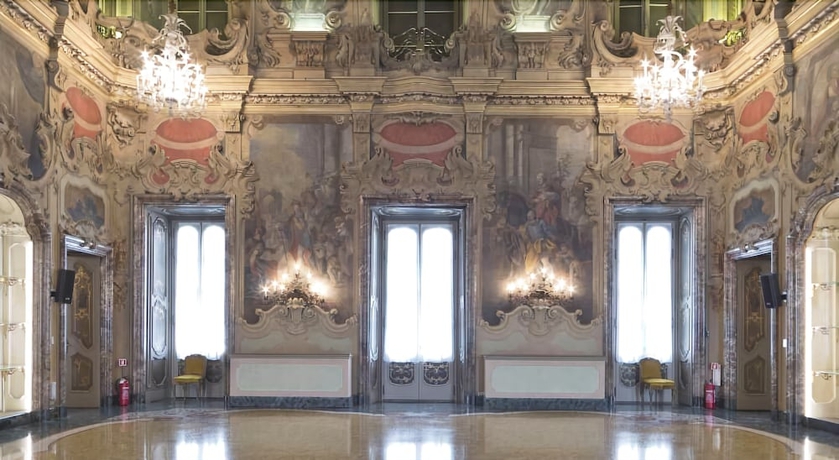 Imagen de los interiores del Hotel Nuovo, Milán. Foto 19