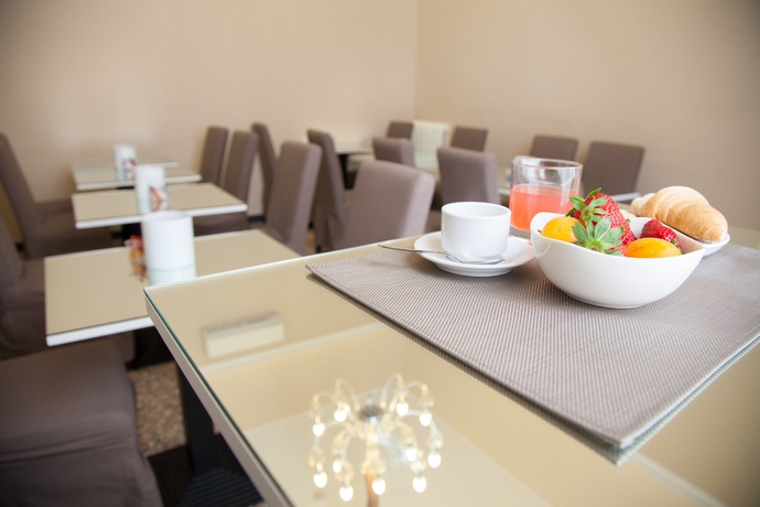 Imagen del bar/restaurante del Hotel Nuovo Nord. Foto 6