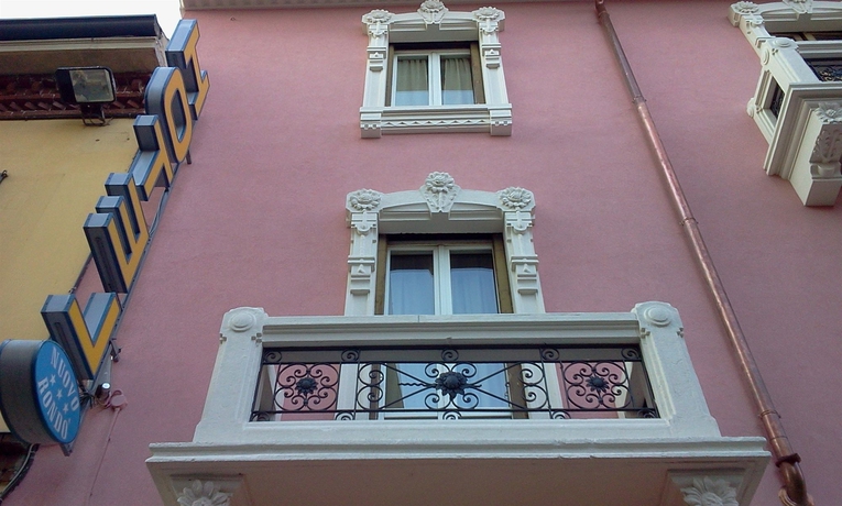 Imagen de los exteriores del Hotel Nuovo Rondò. Foto 3