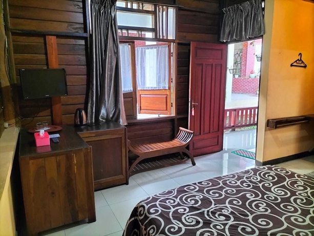 Imagen de la habitación del Hotel Nur Alam. Foto 4