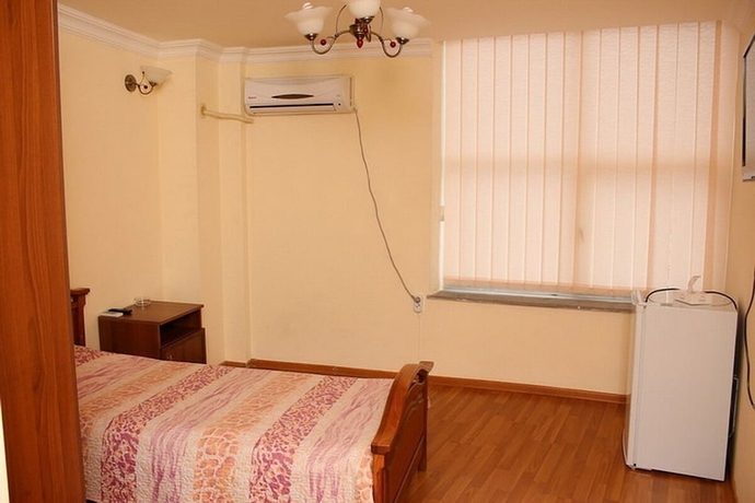 Imagen de la habitación del Hotel Nur. Foto 9