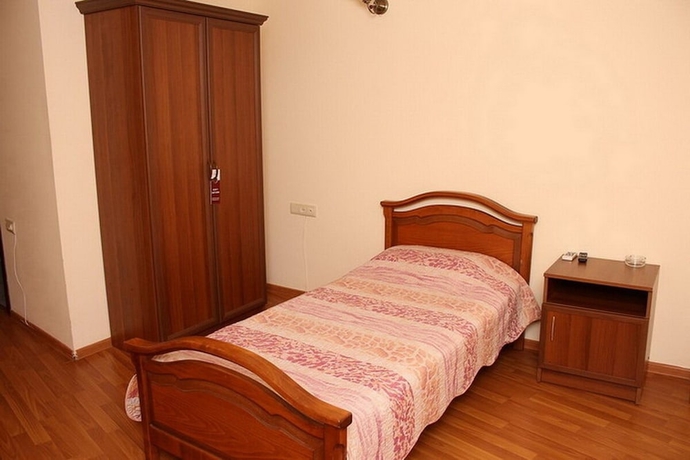 Imagen de la habitación del Hotel Nur. Foto 10