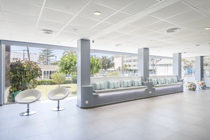 Imagen de los interiores del Hotel Nura Boreal. Foto 14