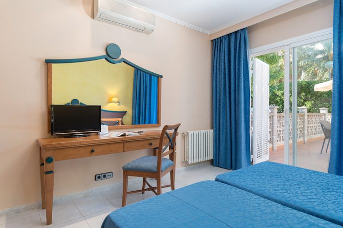 Imagen de la habitación del Hotel Nura Condor. Foto 5