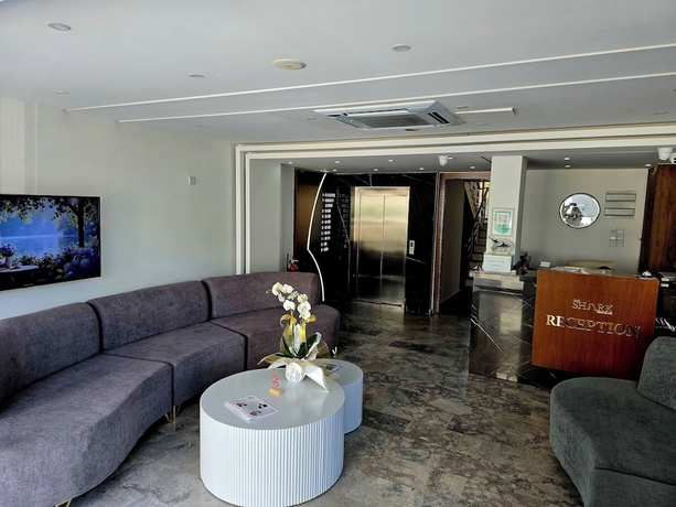 Imagen de los interiores del Hotel Nurel Shark Residence. Foto 16