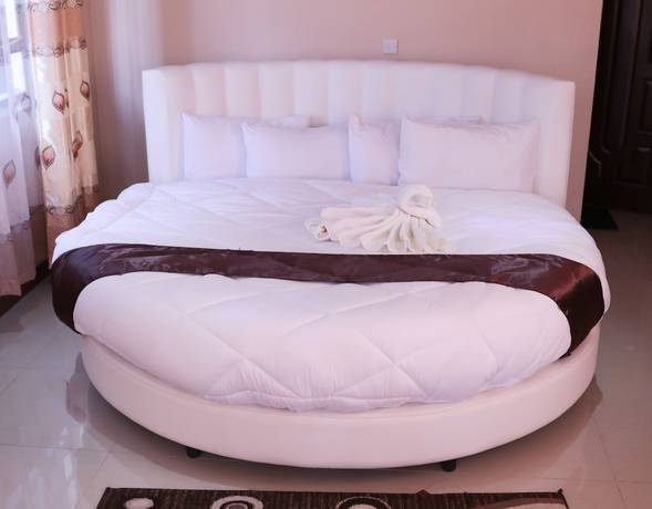 Imagen de la habitación del Hotel Nuru Palace. Foto 10