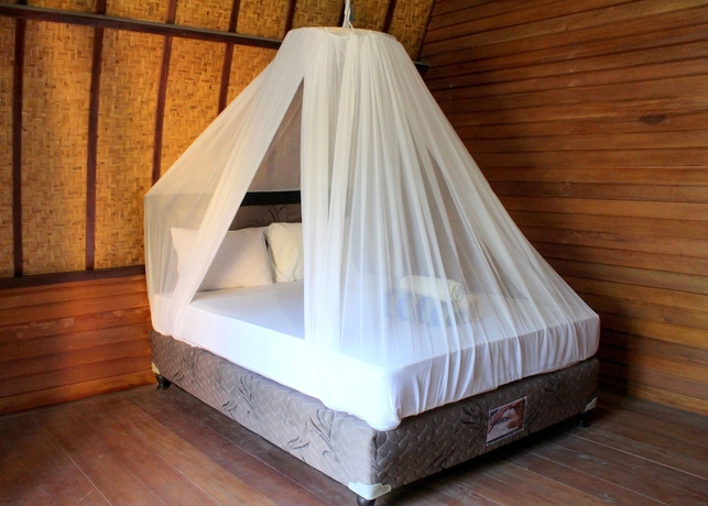 Imagen de la habitación del Hotel Nusa Indah Bungalows. Foto 5