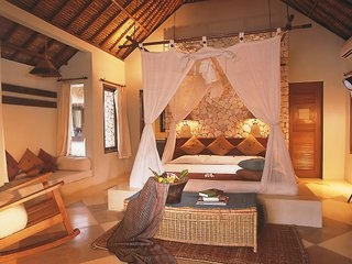 Imagen de la habitación del Hotel Nusa Lembongan Resort. Foto 5