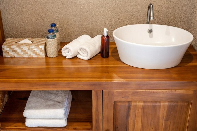 Imagen general del Hotel Nusa Majesty. Foto 11