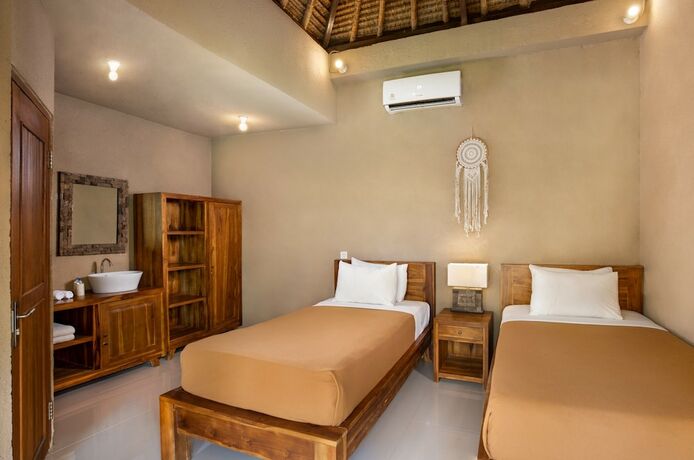 Imagen general del Hotel Nusa Majesty. Foto 14