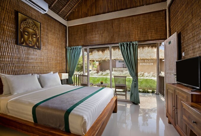 Imagen general del Hotel Nusa Majesty. Foto 15