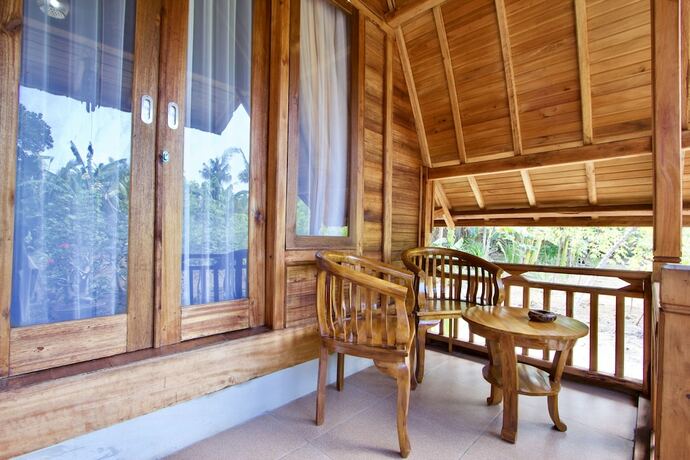 Imagen de los interiores del Hotel Nusa Penida Pudak Nature Bungalow. Foto 18