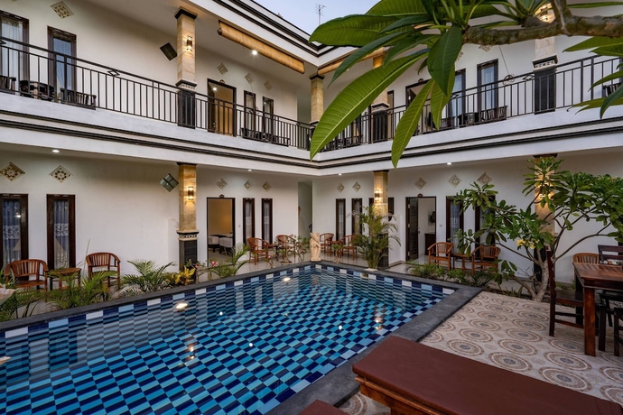 Imagen de la piscina del Hotel Nusa Sentana Lembongan Bali. Foto 15