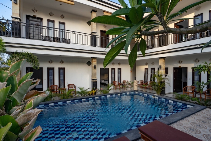 Imagen de la piscina del Hotel Nusa Sentana Lembongan Bali. Foto 16