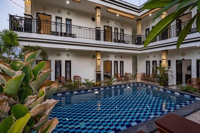 Imagen de la piscina del Hotel Nusa Sentana Lembongan Bali. Foto 17