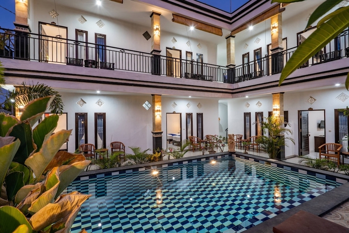 Imagen de la piscina del Hotel Nusa Sentana Lembongan Bali. Foto 19