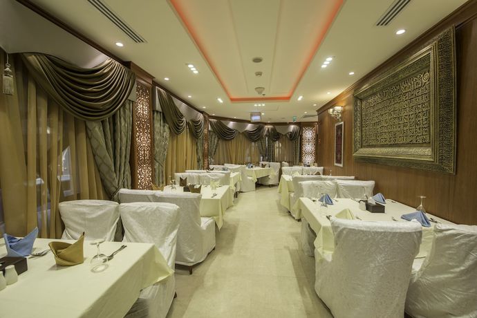 Imagen del bar/restaurante del Hotel Nusk Al Madinah. Foto 4