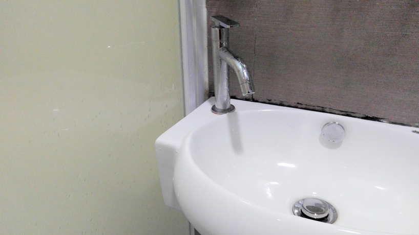 Imagen de la habitación del Hotel Nuts. Foto 6