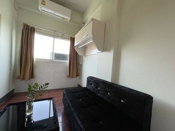 Imagen de la habitación del Hotel Nuttasit Apartment. Foto 16