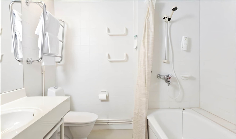 Imagen de la habitación del Hotel Nuuksio. Foto 9