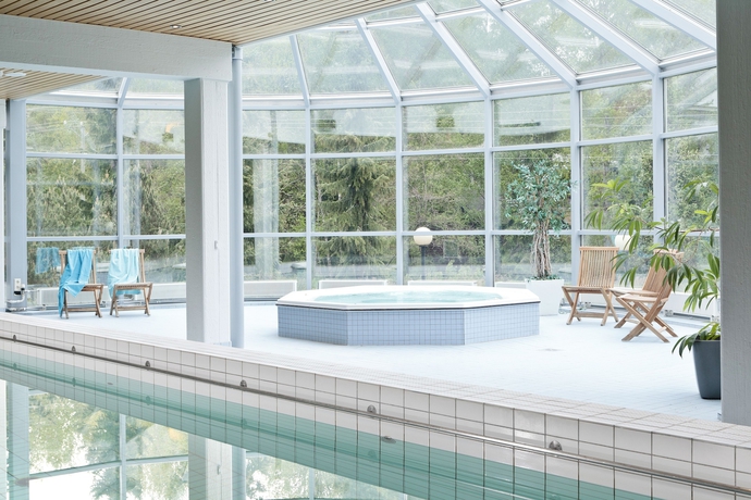 Imagen de la piscina del Hotel Nuuksio. Foto 17