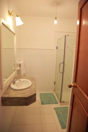 Imagen de la habitación del Hotel Nuwara Eliya Golf Club. Foto 10