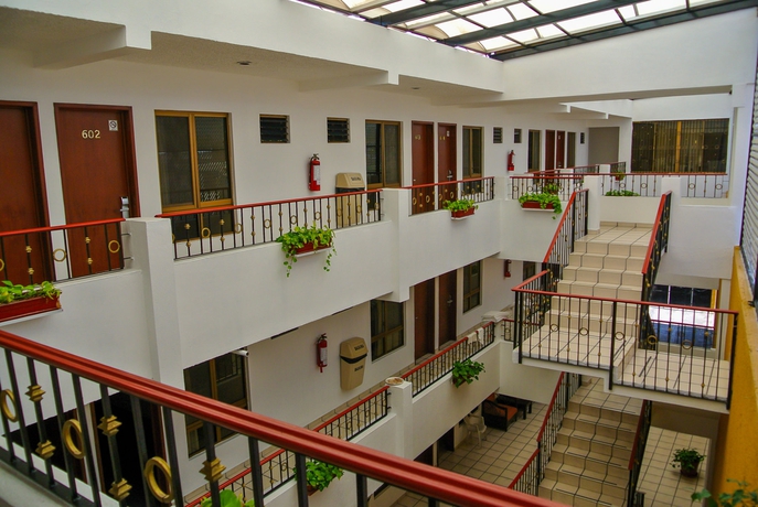 Imagen de los interiores del Hotel Nv Guadalajara. Foto 9