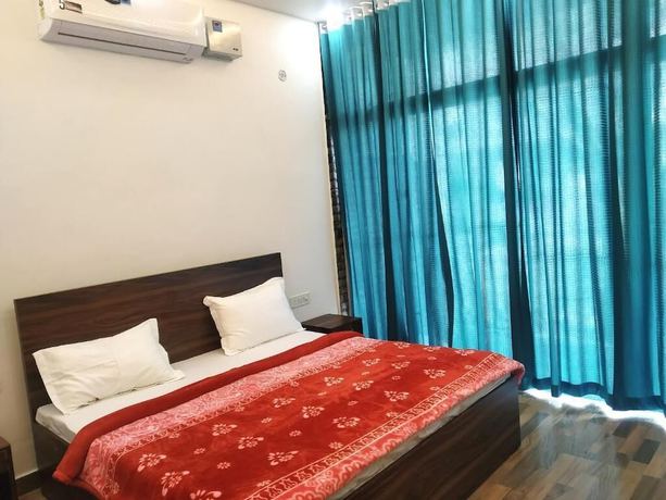 Imagen de la habitación del Hotel Nv Palace. Foto 14