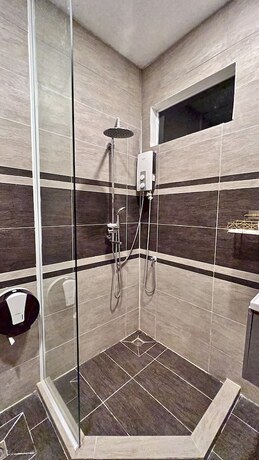 Imagen general del Hotel NyNa Villa Kampot. Foto 9