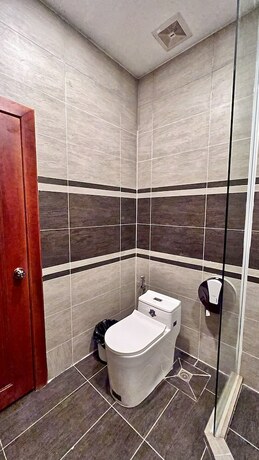 Imagen general del Hotel NyNa Villa Kampot. Foto 10