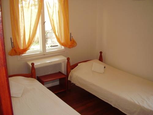 Imagen general del Hotel Ny&aacute;rf&aacute;s Vend&eacute;gh&aacute;z. Foto 4