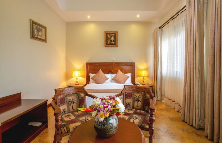 Imagen de la habitación del Hotel Nyaika. Foto 8