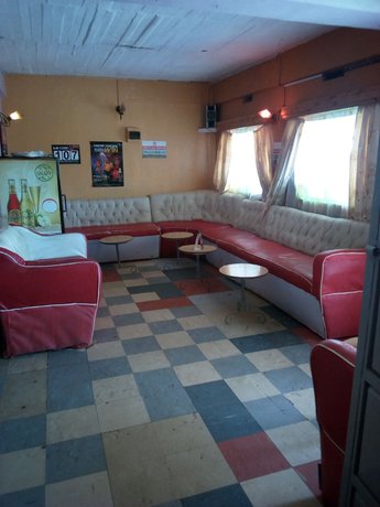 Imagen del bar/restaurante del Hotel Nyakio. Foto 4