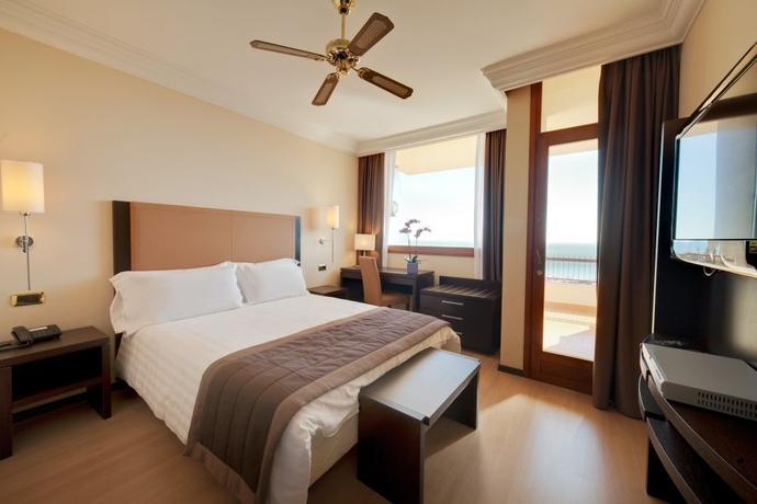 Imagen de la habitación del Hotel Nyala Suite Sanremo. Foto 4