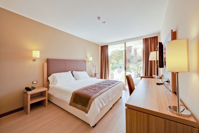 Imagen de la habitación del Hotel Nyala Suite Sanremo. Foto 6