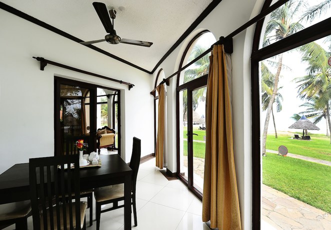 Imagen de la habitación del Hotel Nyali Sun Africa Beach and Spa. Foto 6