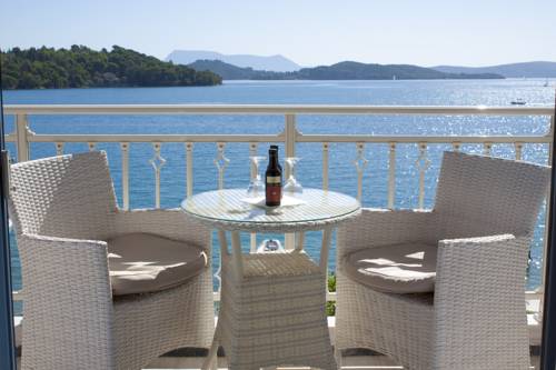Imagen de la habitación del Hotel Nydri Beach. Foto 3