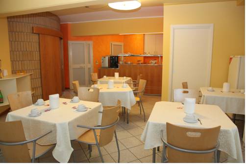 Imagen de la habitación del Hotel Nyers. Foto 8