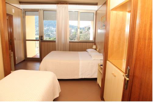 Imagen de la habitación del Hotel Nyers. Foto 11